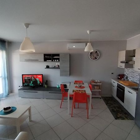 Appartamento Nuovissimo Ad Un Passo Dal Mare Montesilvano Exterior photo
